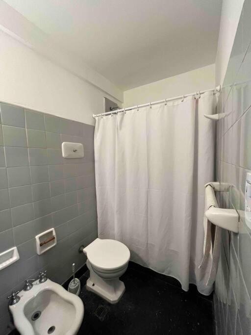Monoambiente Muy Luminoso 2 Cuadras Plaza De Mayo. Apartamento Ciudad Autónoma de Buenos Aires