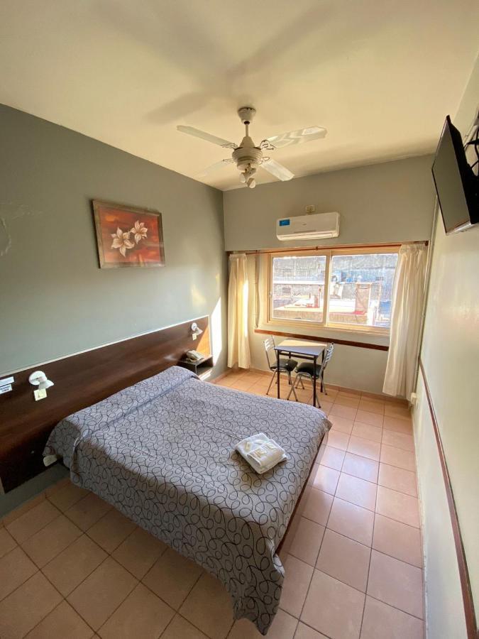 Hotel Viedma *