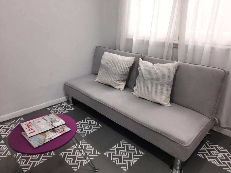 Apartamento Teodoro - Excelente Ubicacion 40m2 *