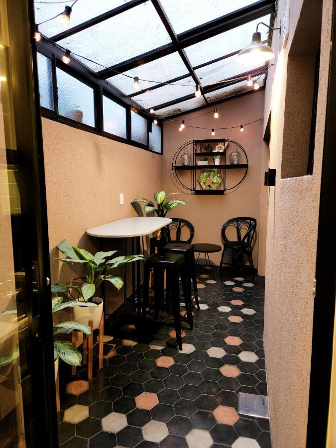 Anita's Place Apartment
