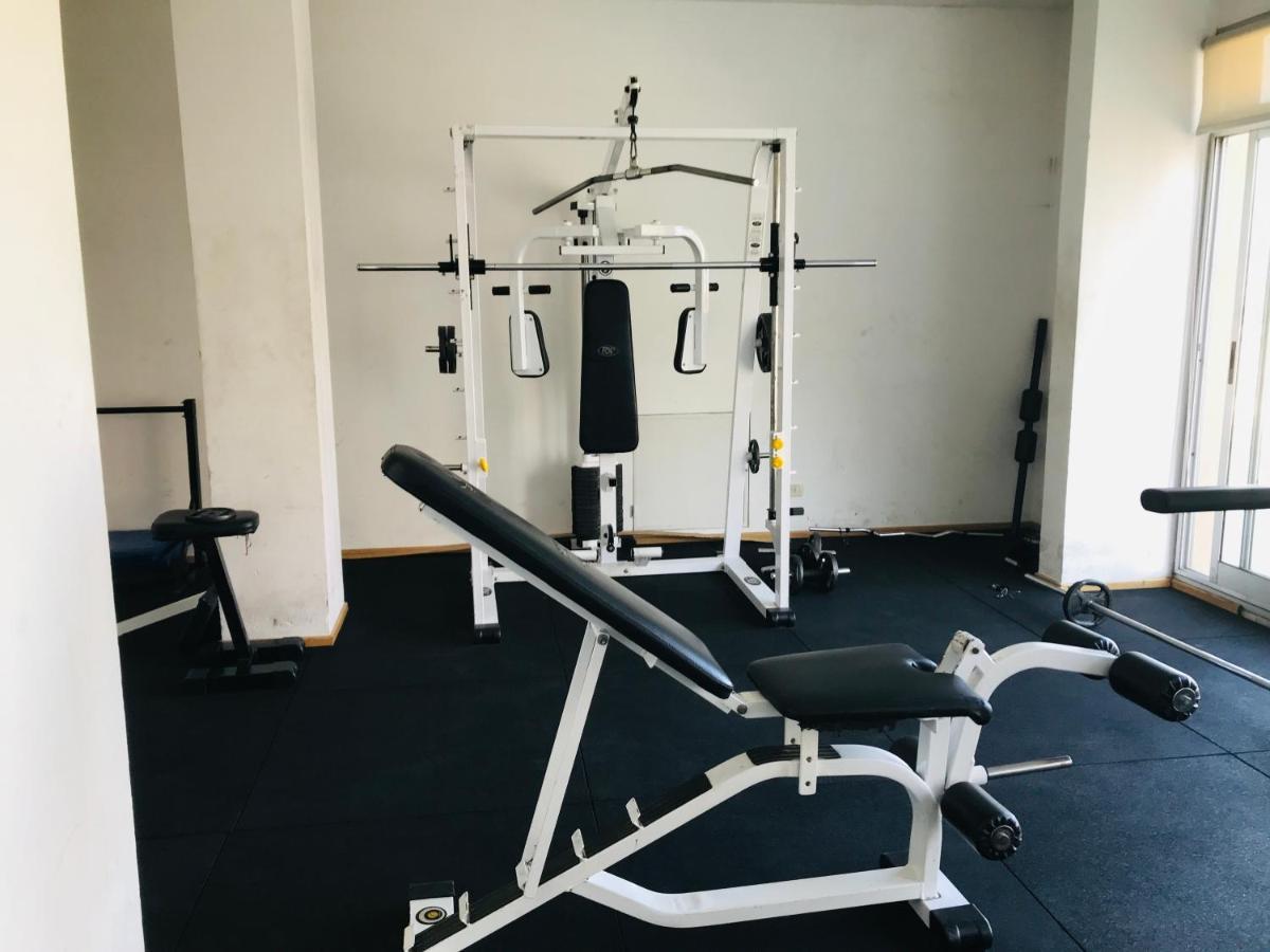 Centrico Y Moderno Con Balcon, Piscina, Gimnasio Y Laundry