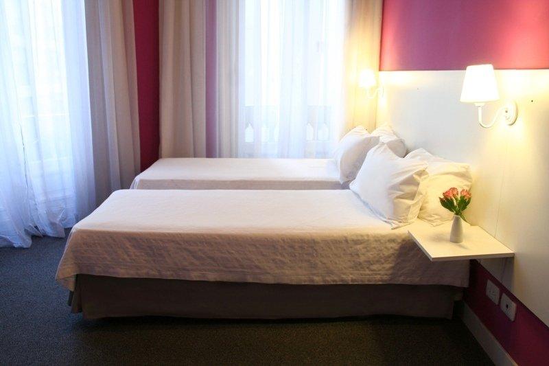 Hotel Mundial 2*