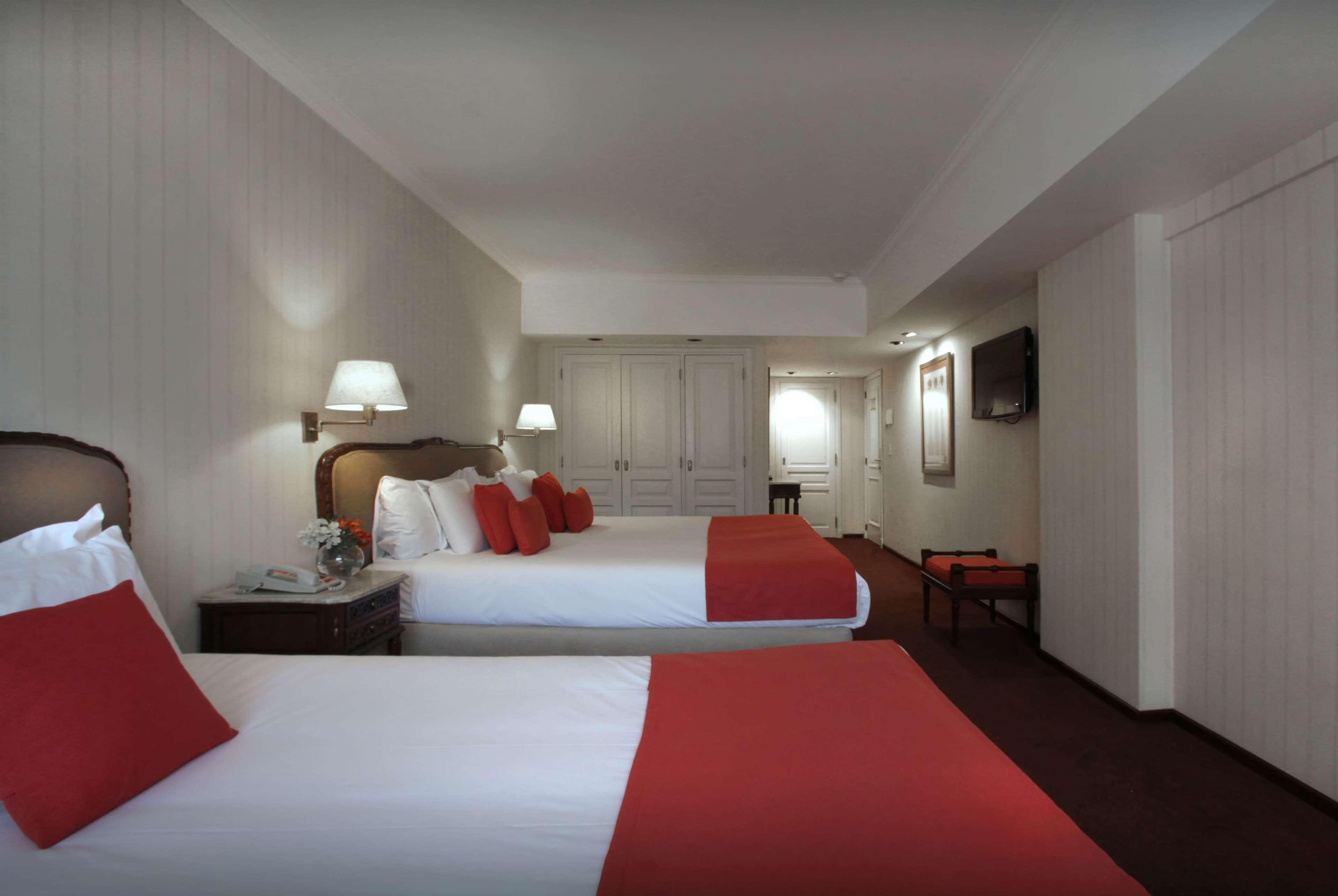 Ramada By Wyndham Centro Acomodação com café da manhã  4*