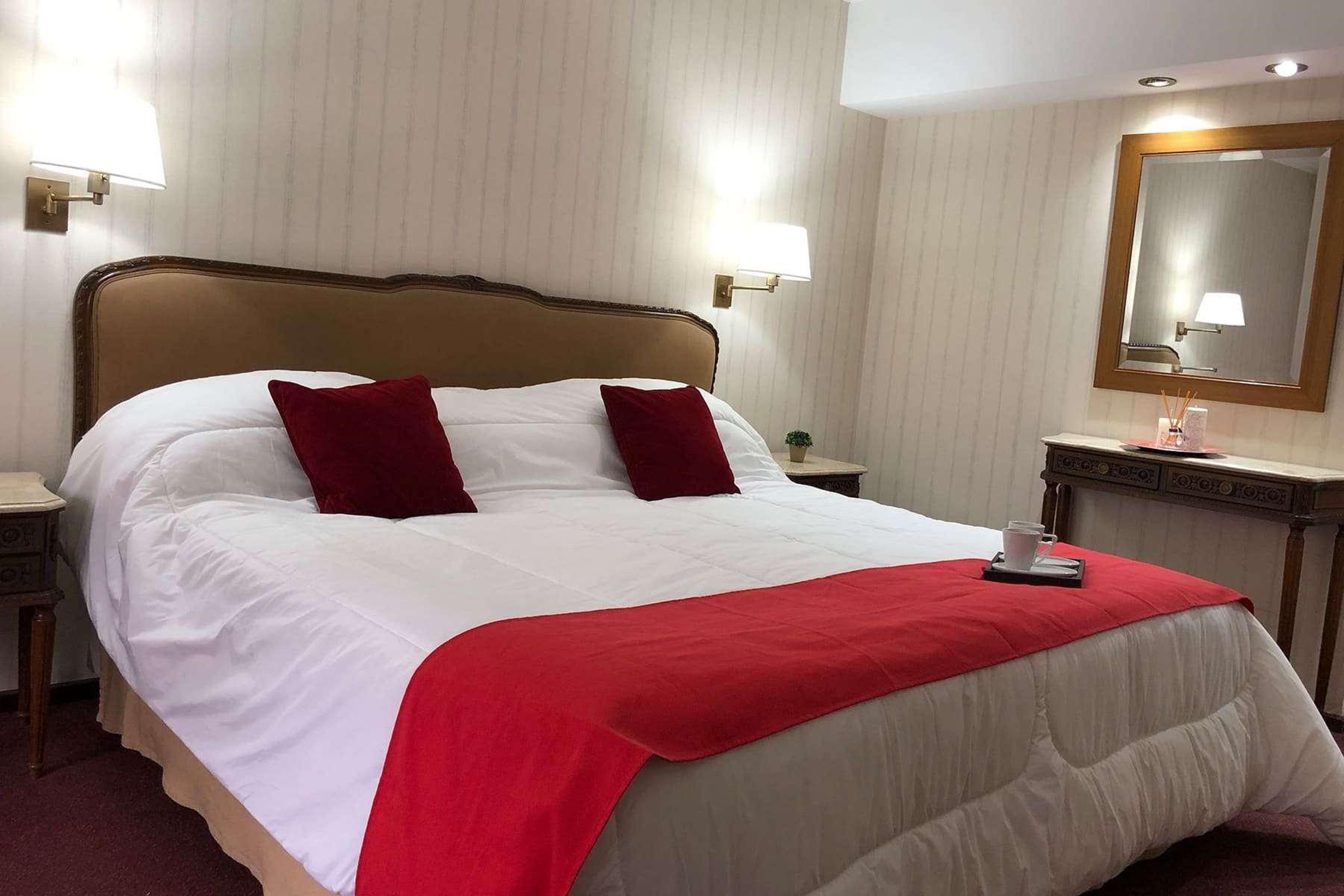 Acomodação com café da manhã  Ramada By Wyndham Centro 4*