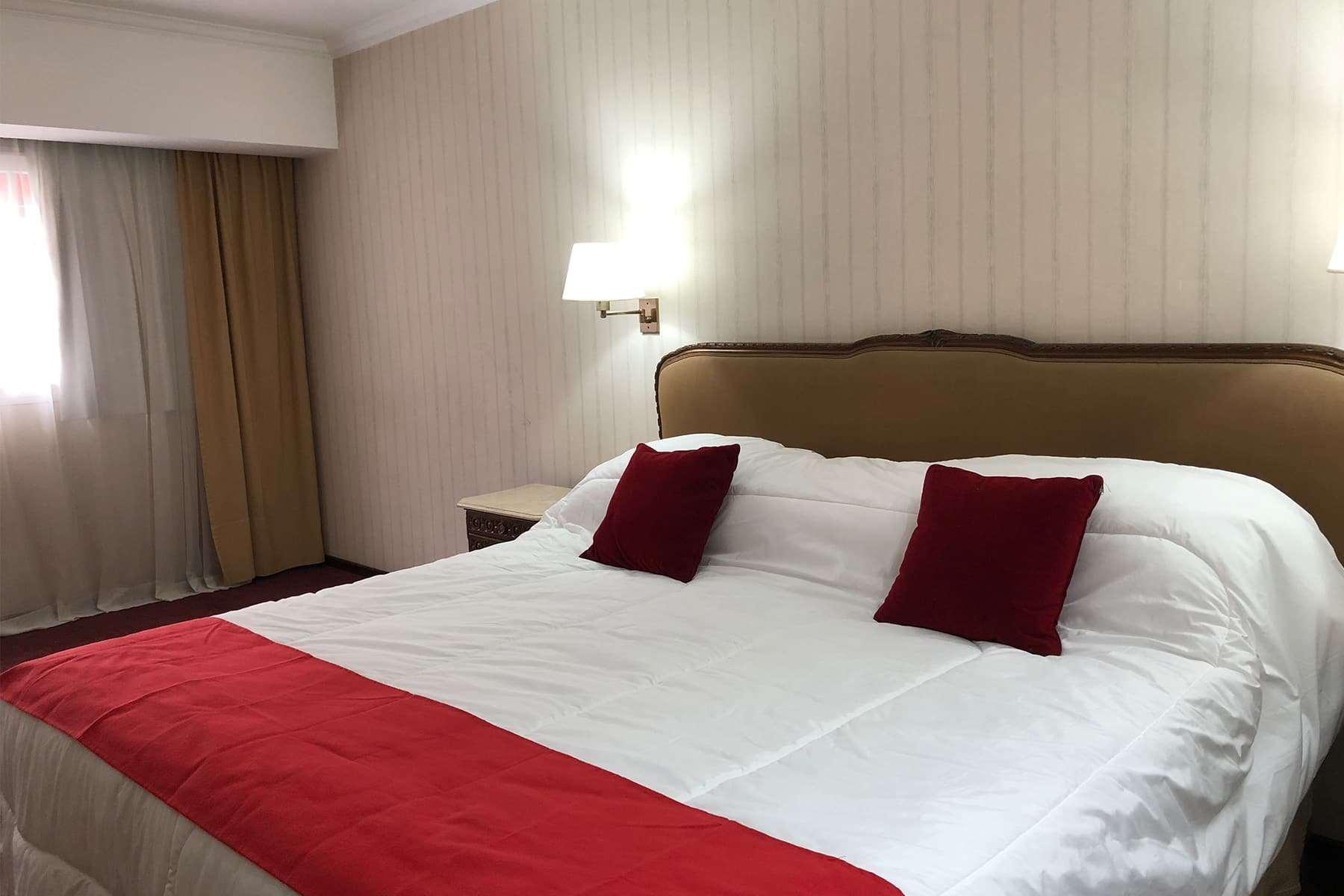 Acomodação com café da manhã  Ramada By Wyndham Centro
