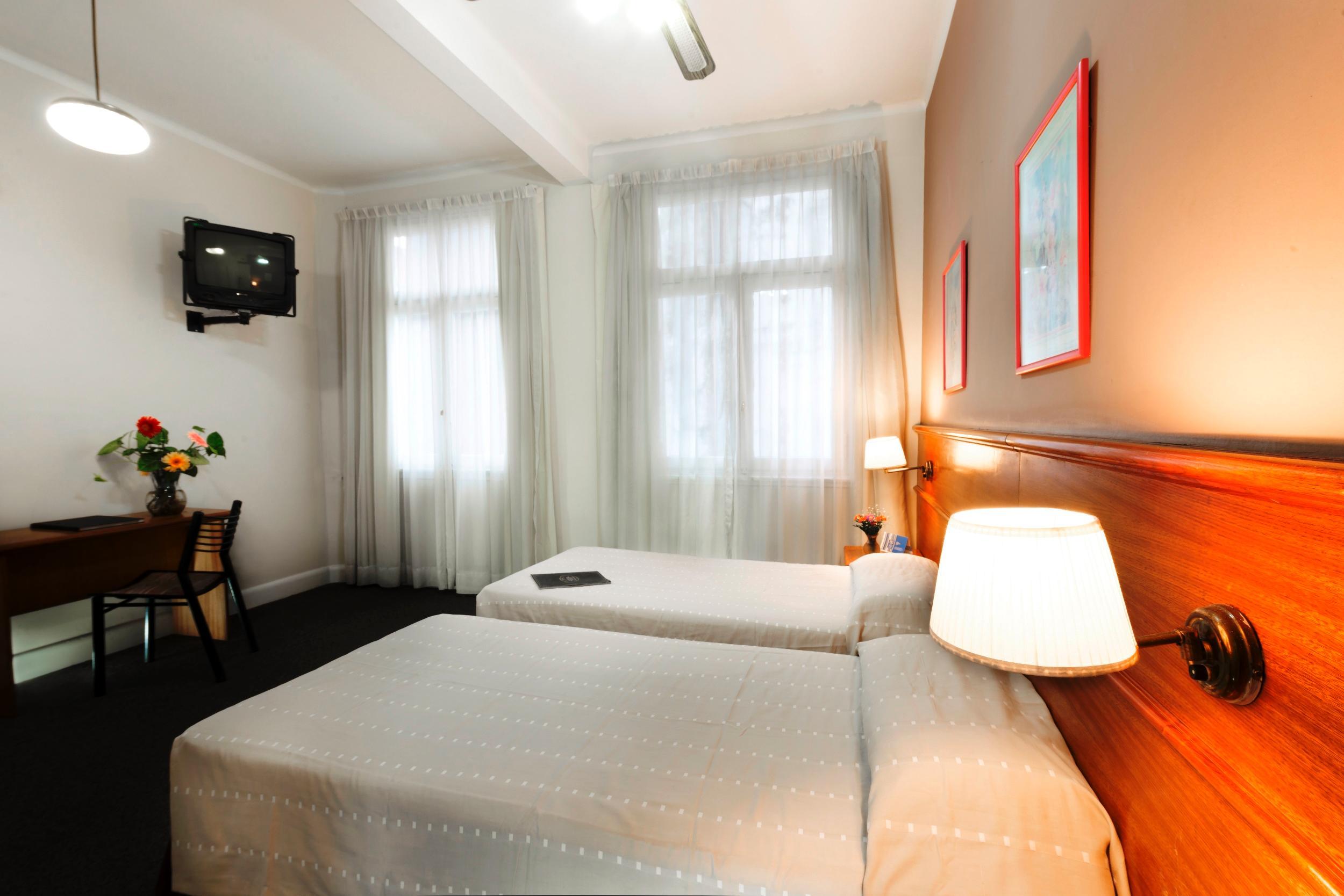 Crisol Catalinas 3*