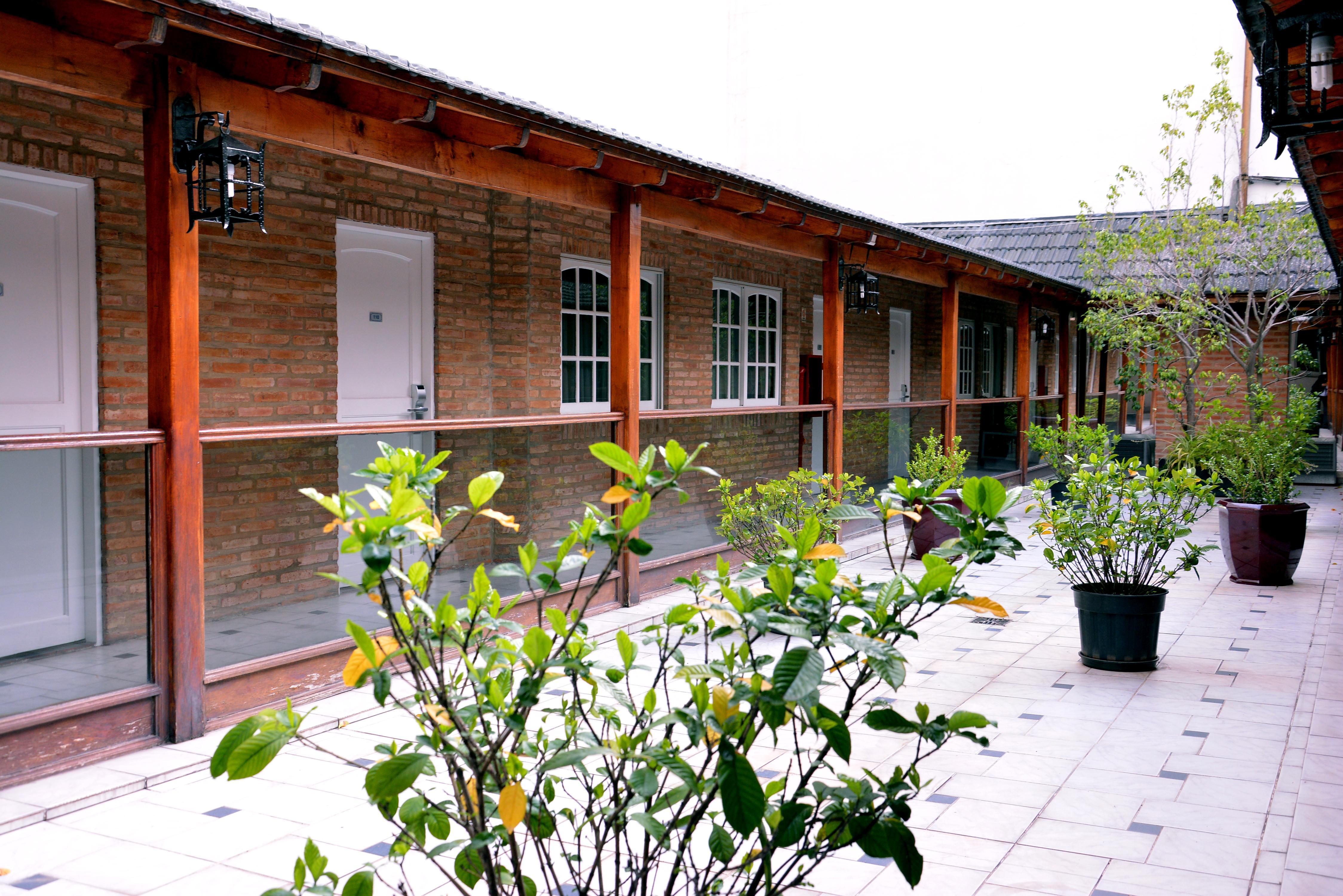 Centuria Hotel