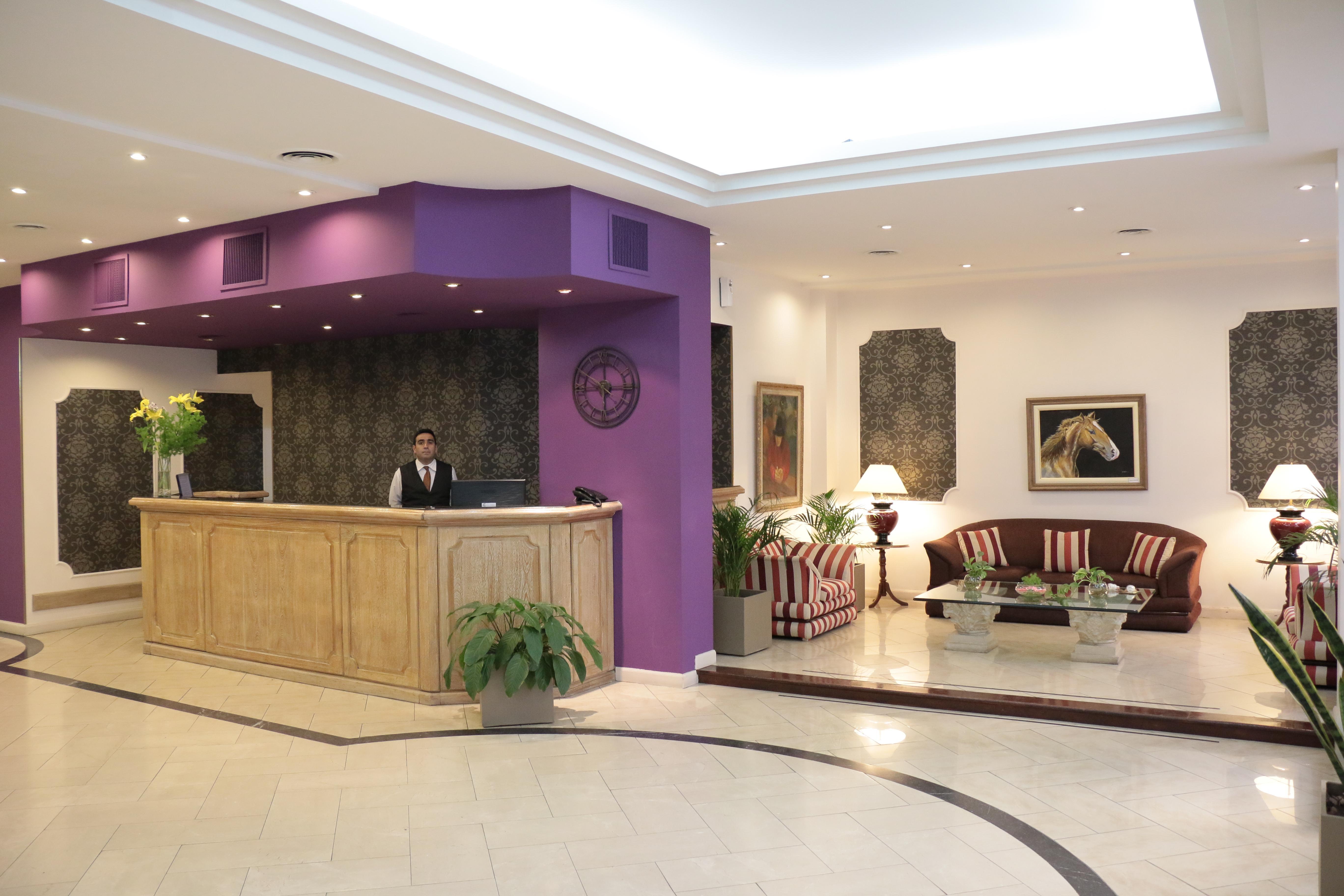 Centuria 4*