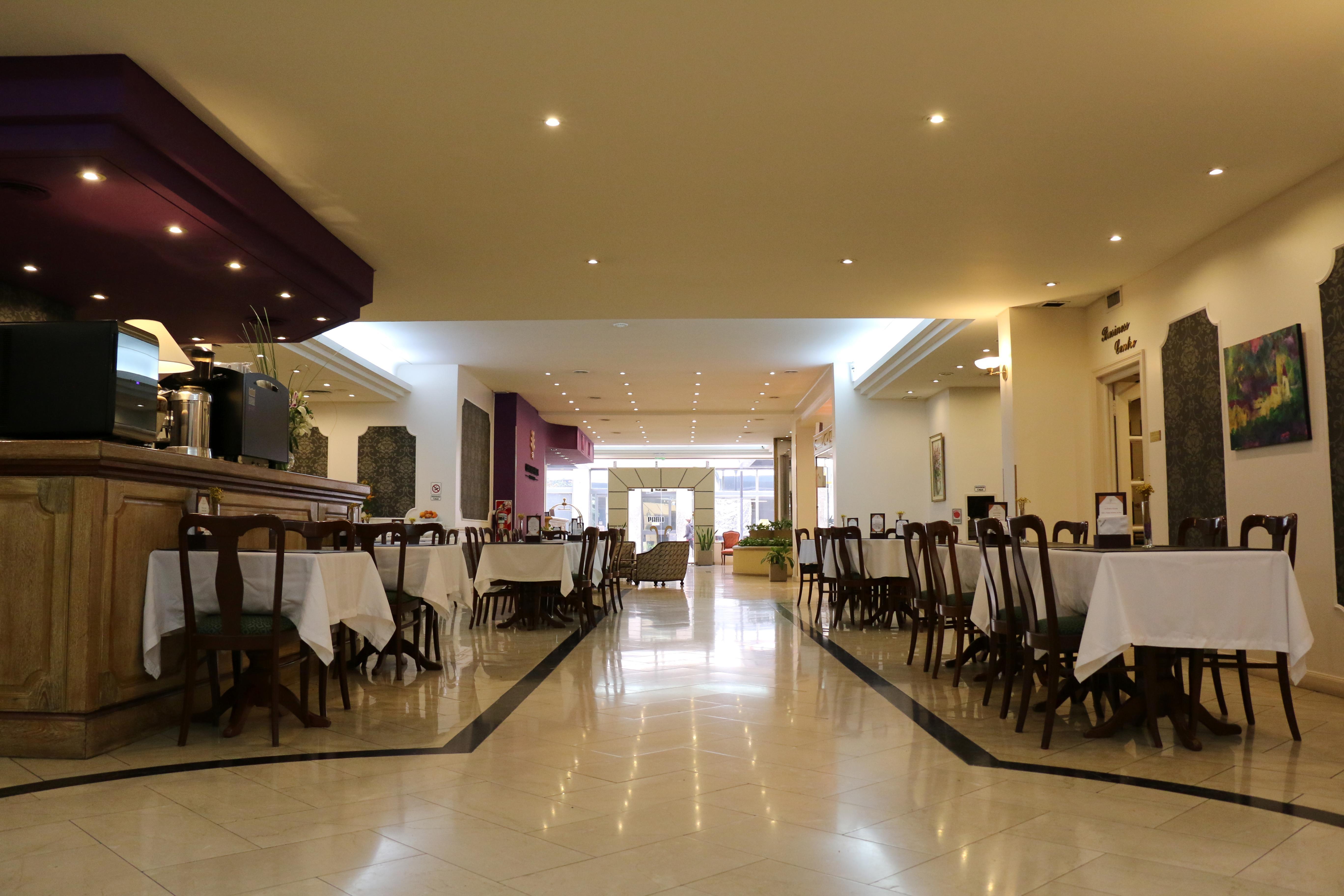 Centuria Hotel 4*