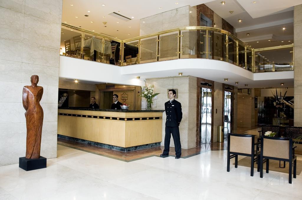 Dolmen 4* Ciudad Autónoma de Buenos Aires