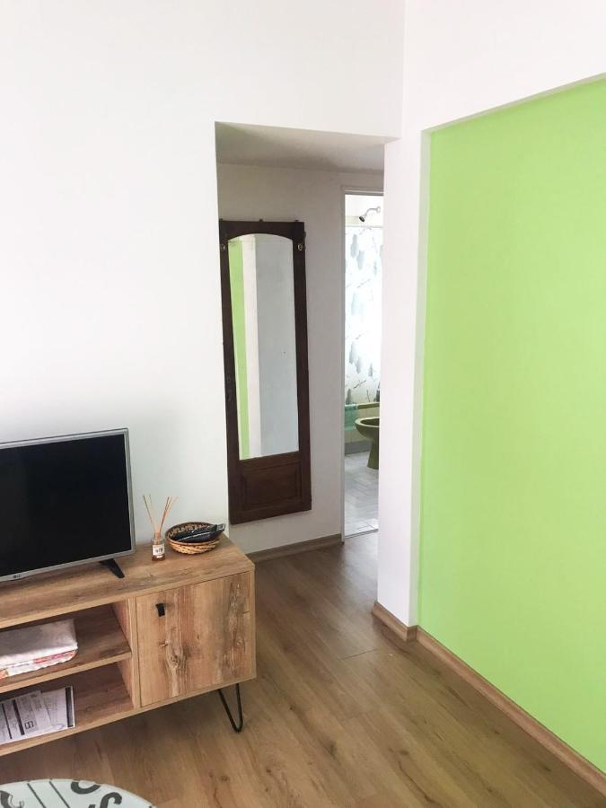 Departamento 2 Ambientes En San Telmo. Zona Turísitica * Ciudad Autónoma de Buenos Aires