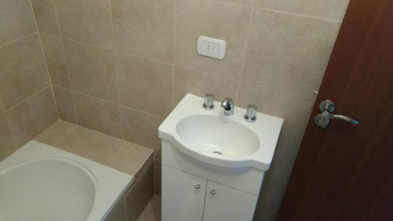 Apartamento Paysandu 1 Cercania A Estadio River, Velez, Geba