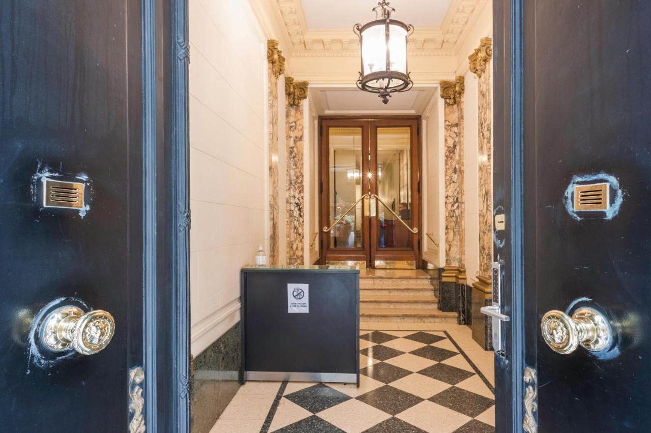 Sarmiento Flats Aparthotel *