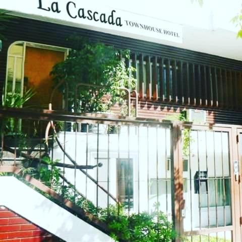 La Cascada Townhouse Hotel