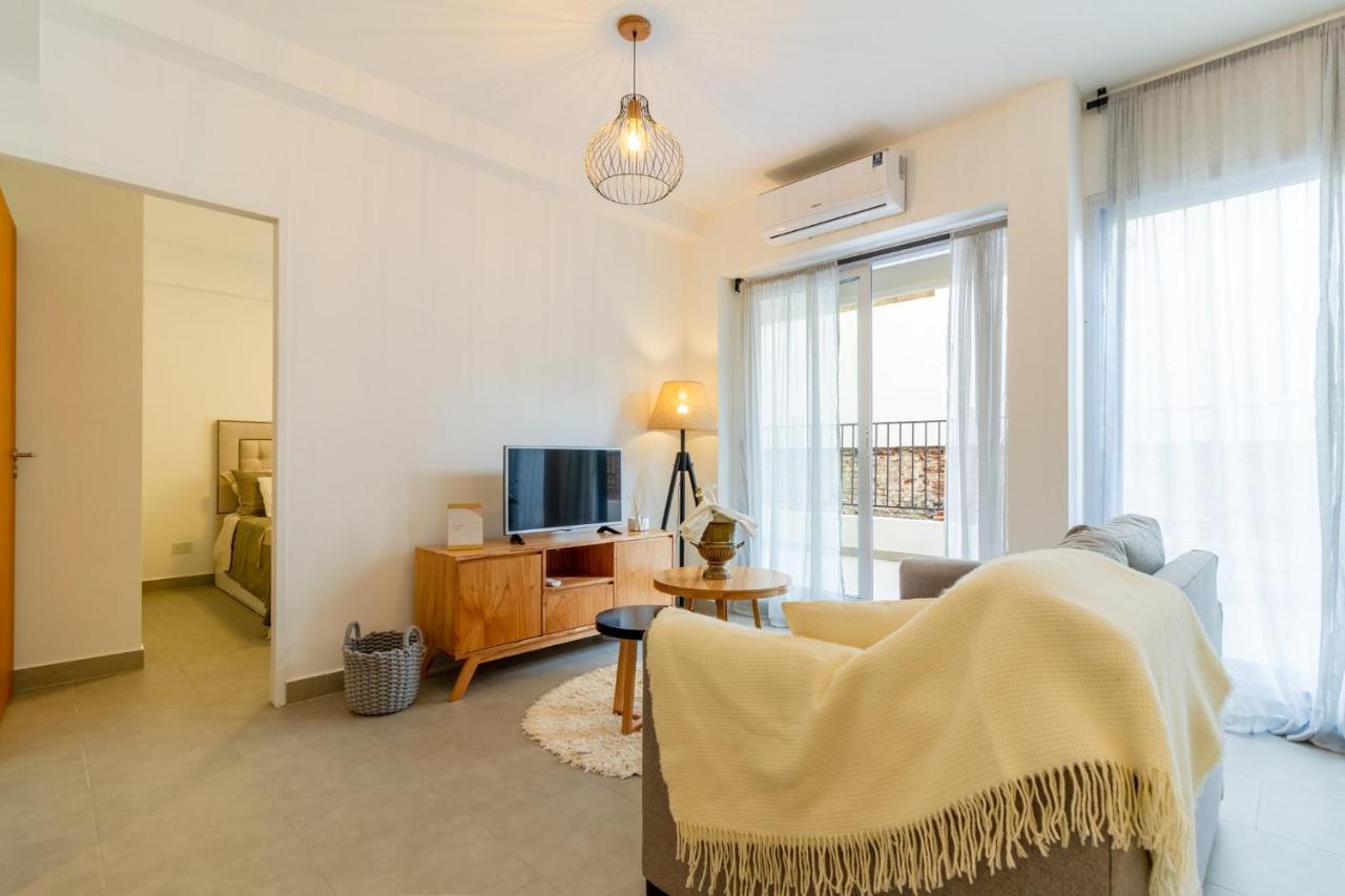 Apartahotel Acevedo 716 - - New Opening *