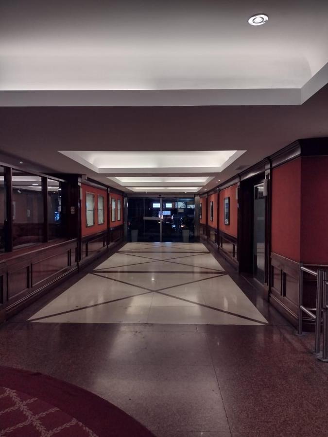 Departamento Corrientes Av. * Ciudad Autónoma de Buenos Aires