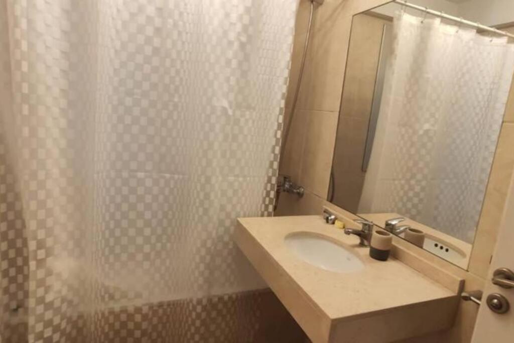 Lujoso Departamento Con Pileta En Crespo- Camargo Apartamento