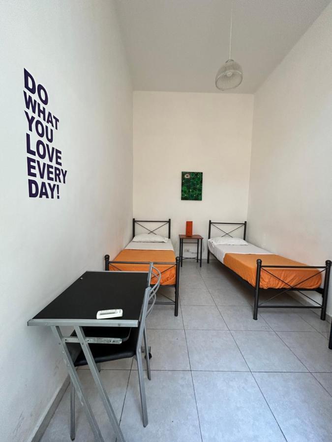 Reina Madre Hostal