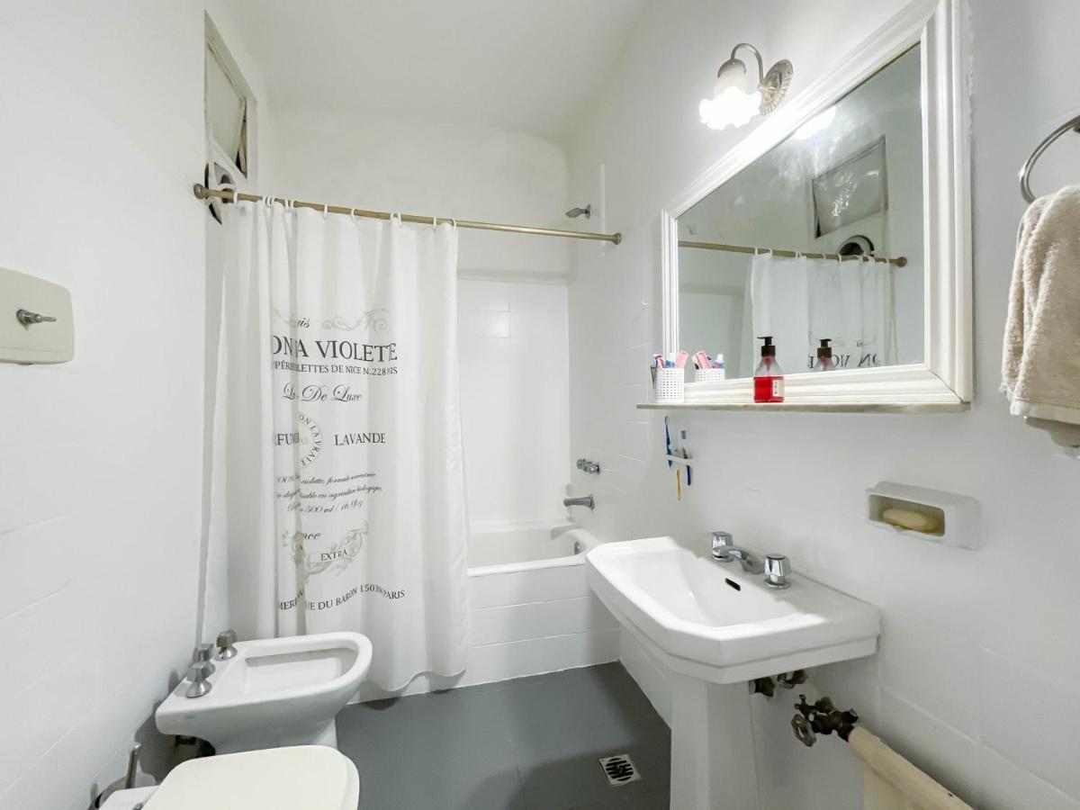A Friendly In The Heart Of Recoleta -in Shared Apartment-