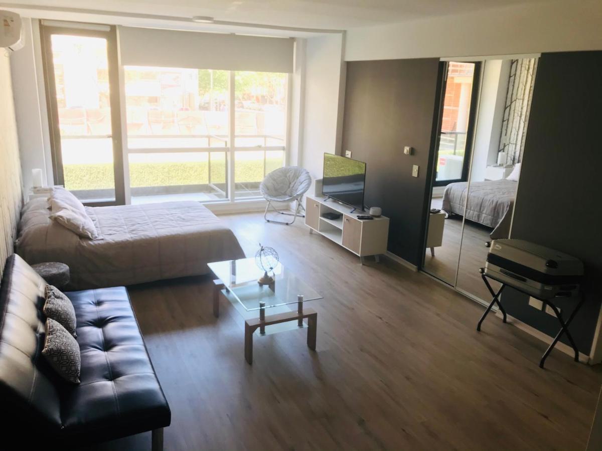 Mono Ambiente De Nivel Apartamento *