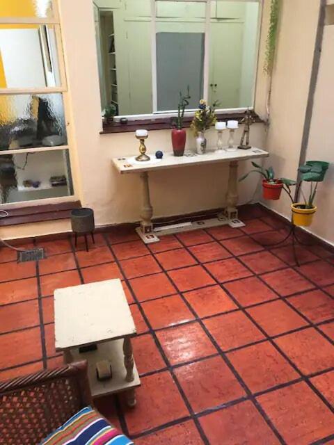 Homestay Privadas Doble Y Single Con Bano Compartido En Casa Familiar