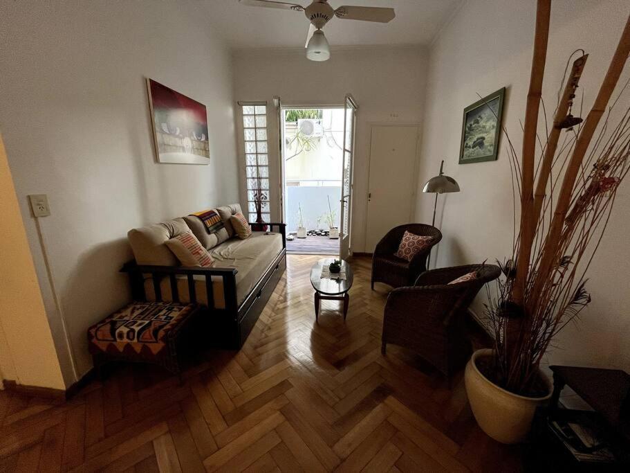 Apartamento Comodo Y Espacioso Departamento En Recoleta