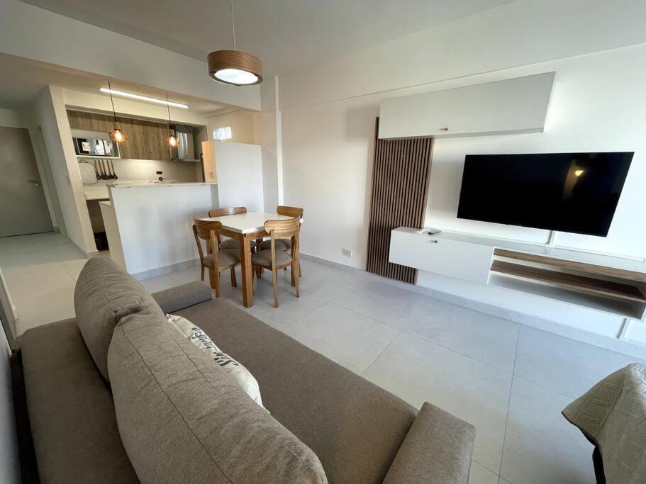 Departamento A Estrenar Con Pileta Para 4- Rio 5 Apartamento