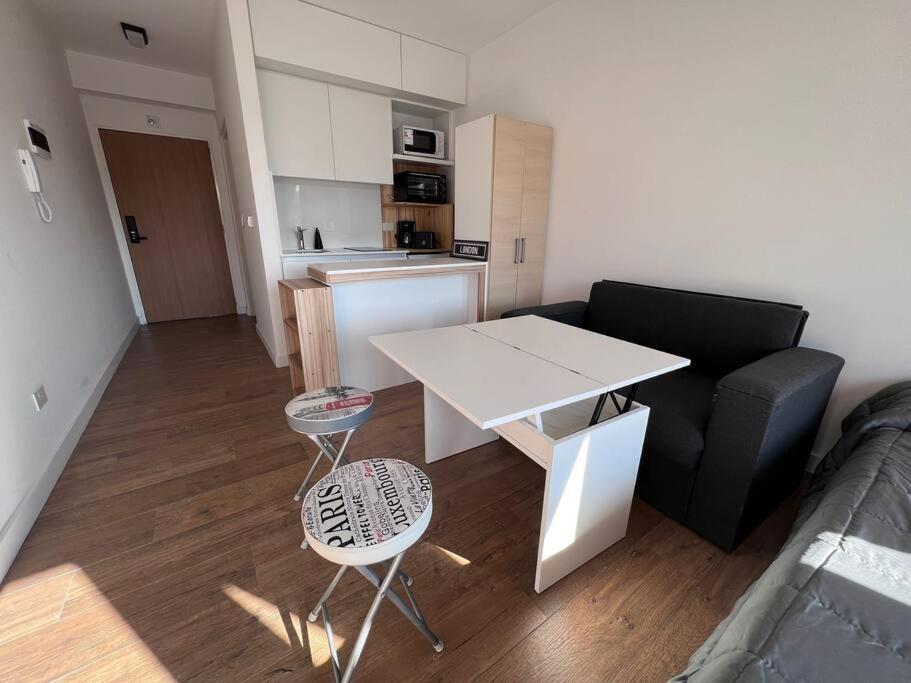 Departamento Tipo Estudio En Belgrano A Pasos De Palermo Hollywood *