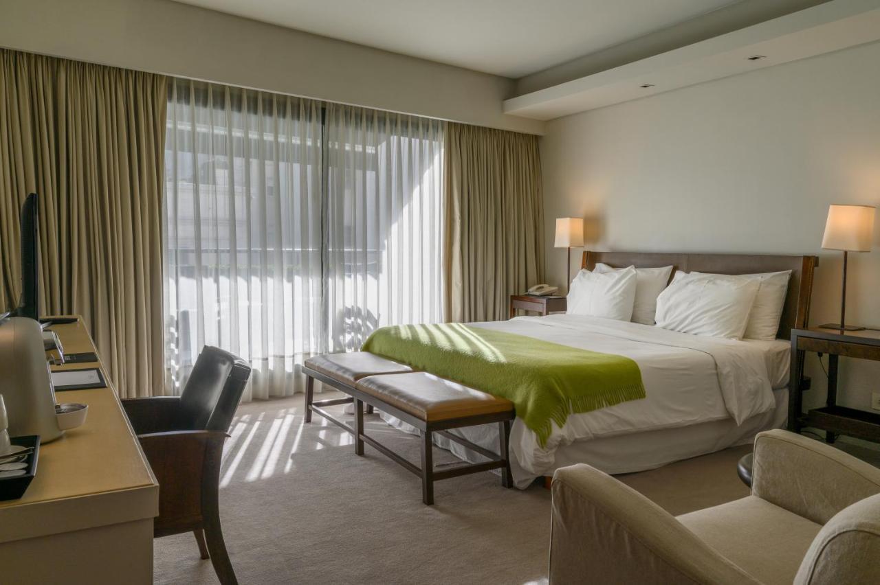Serena Hotel 4*
