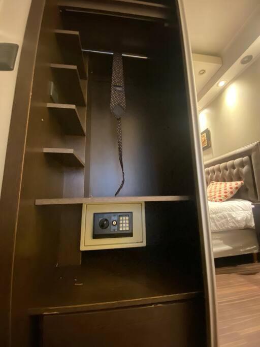 Apartamento Amplio Y Moderno . Barrio Recoleta