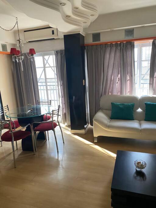 Apartamento Amplio Y Moderno . Barrio Recoleta *