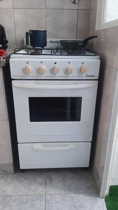Departamento En Almagro, 2 Huespedes Apartamento *