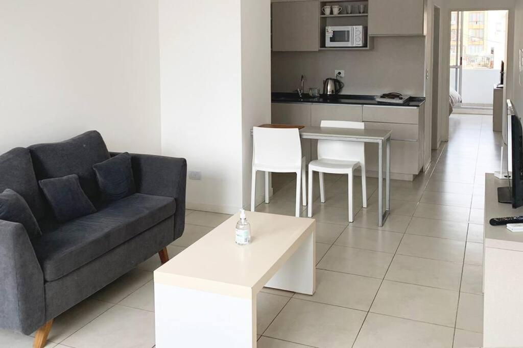 Bmit0412 Espacioso Departamento De 2 Ambientes Para 2 Apartamento Buenos Aires