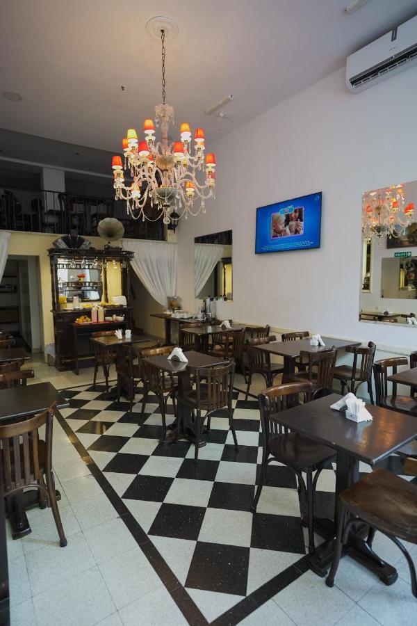 Alma De Hotel