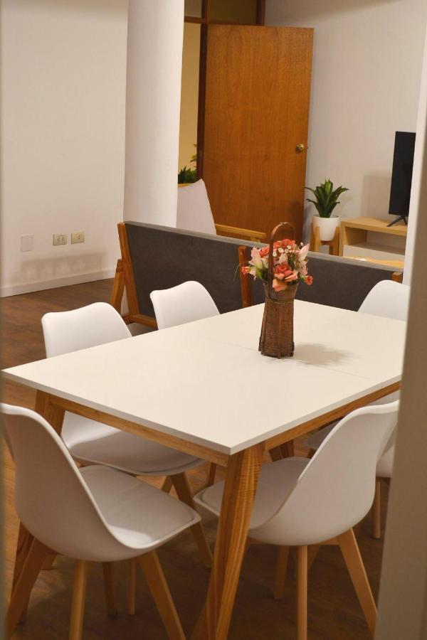 Departamento Centrico - 5 Ambientes - Ideal Grupos Y Familias - Buenos Aires