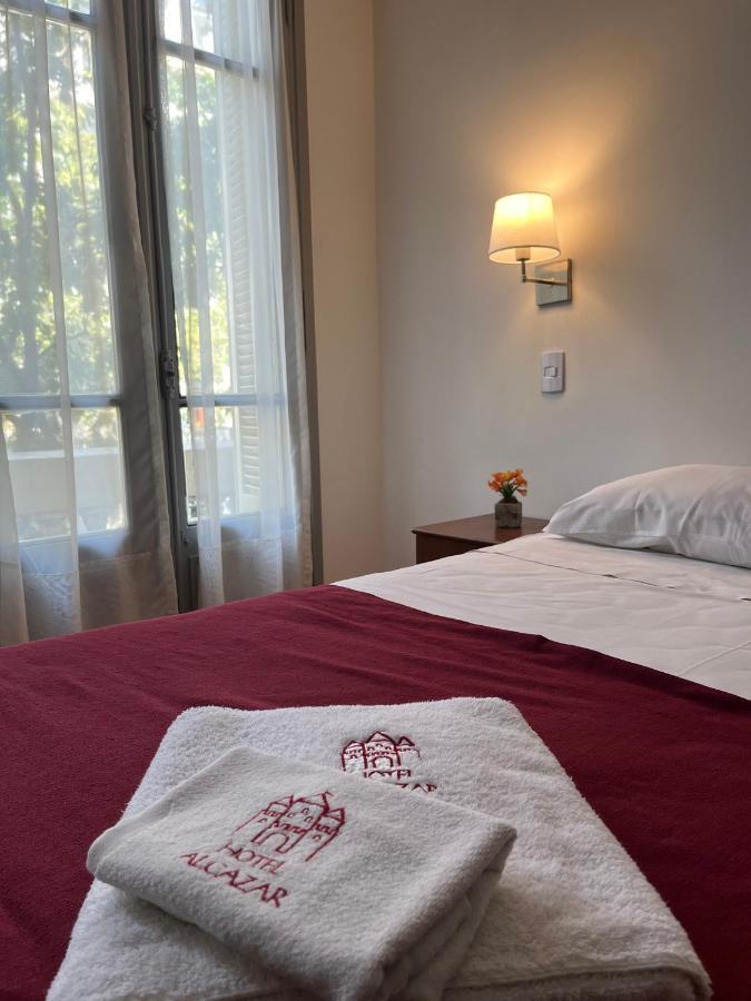 Hotel Alcazar *