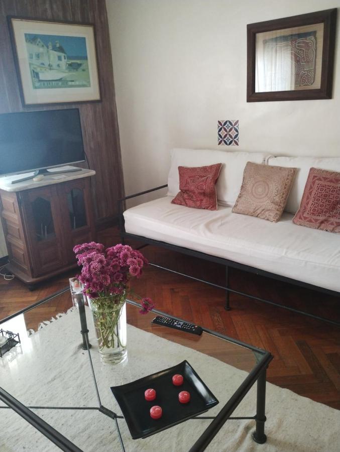 Larrea Y Santa Fe Apartamento *