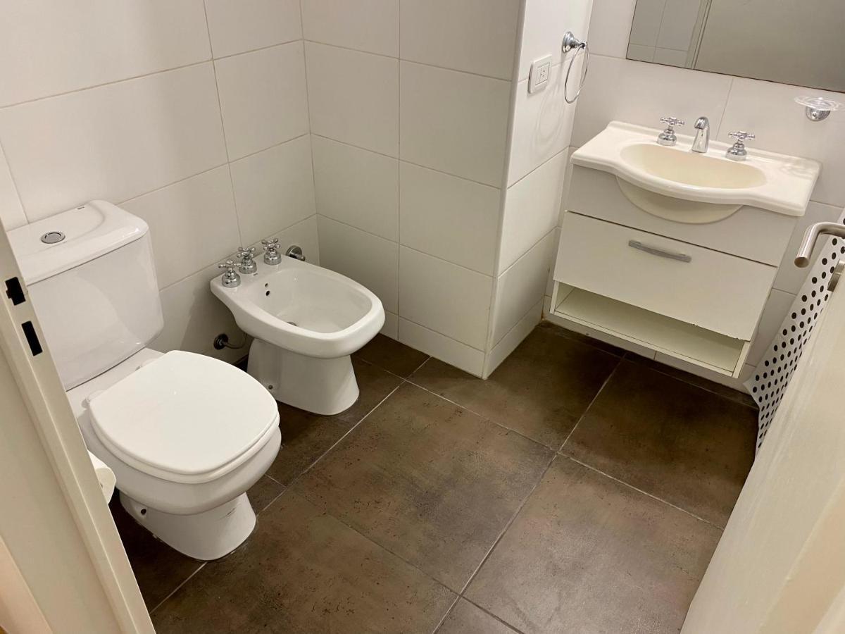 Centrico Y Moderno Con Balcon, Piscina, Gimnasio Y Laundry