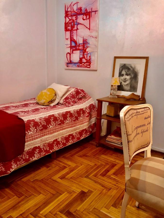 Te Invito A Compartir Mi Depto. Artlovers. Solo Damas. Buenos Aires