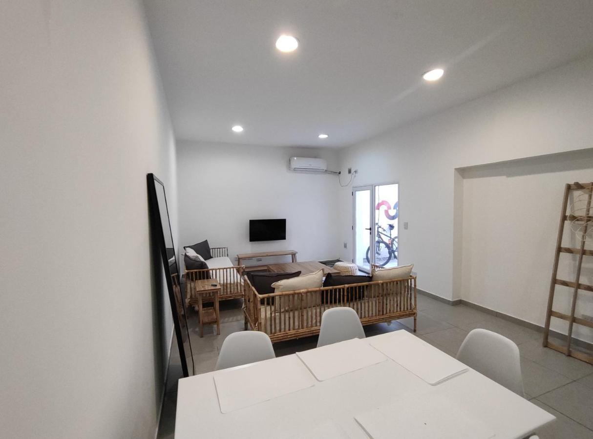 Moderno Ph Con Patio En Chacarita A 3 Minutos De Palermo Y 2 Cuadras Del Movistar Arena Apartamento Ciudad Autónoma de Buenos Aires
