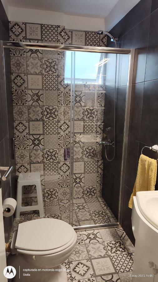 Dpto. En Almagro, Frente Al Hospital Italiano Apartamento *