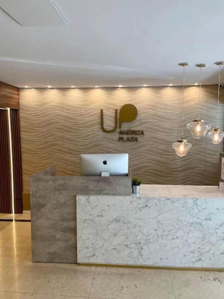 Up América Plaza 3*