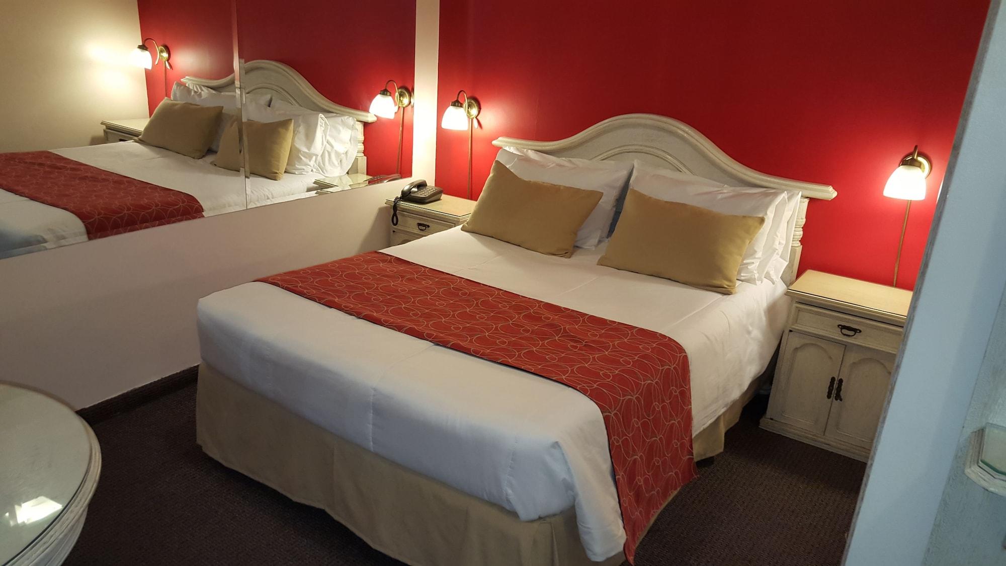 Hotel Centuria 4*