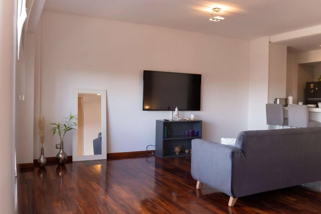 Apartamento Libertador 6223 By Depptoe