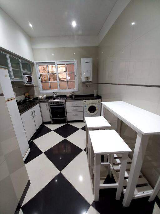 Departamento En Almagro Apartamento *