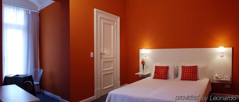 Hotel Mundial 2*
