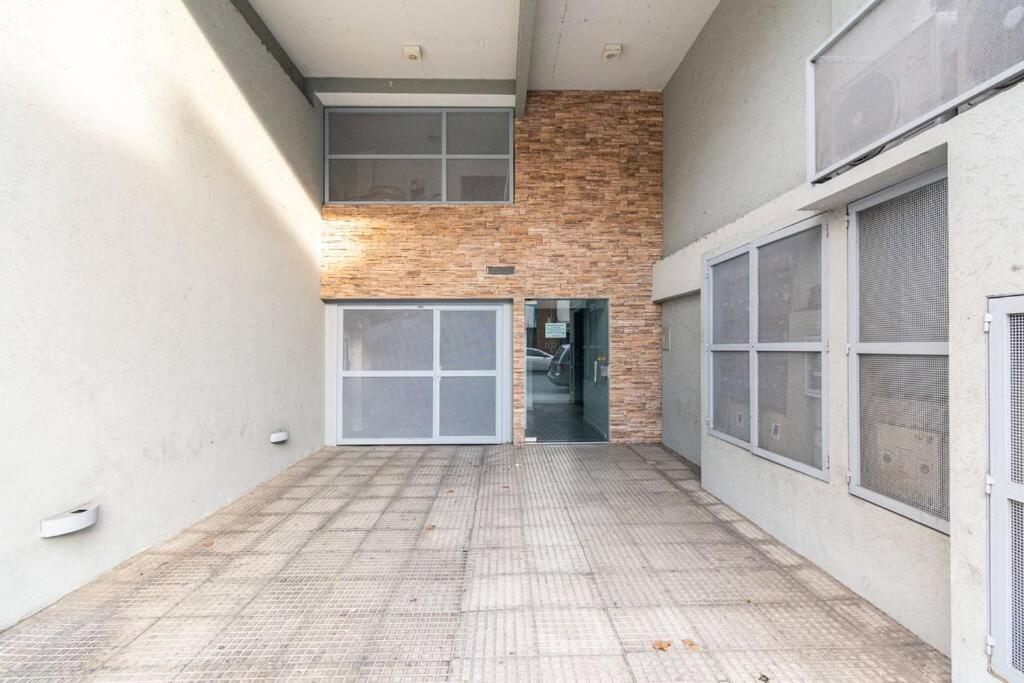 Apartamento Espacio C/ Patio Privado, Lavadora Y Tv Premium *