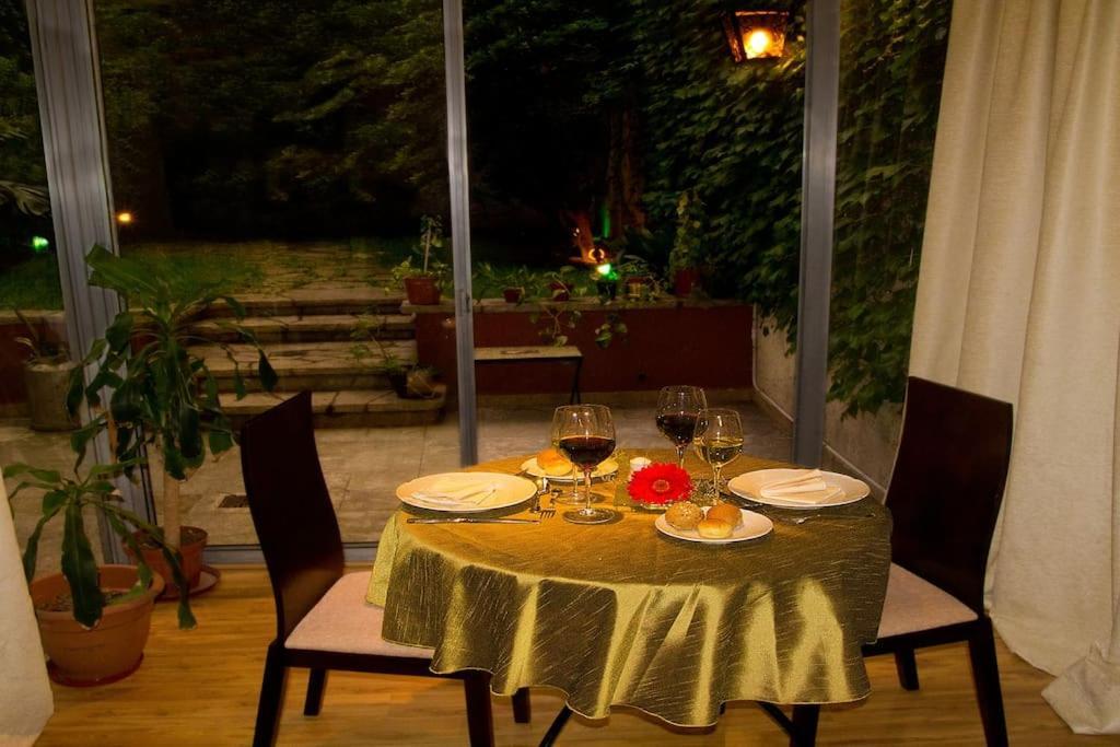 Apartamento Elegante Departamento Con Jardin En Caballito *