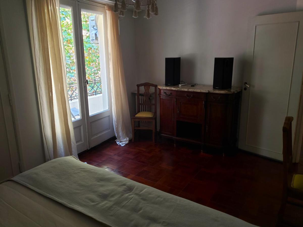 Habitación en casa particular A Friendly In The Heart Of Recoleta -in Shared Apartment-