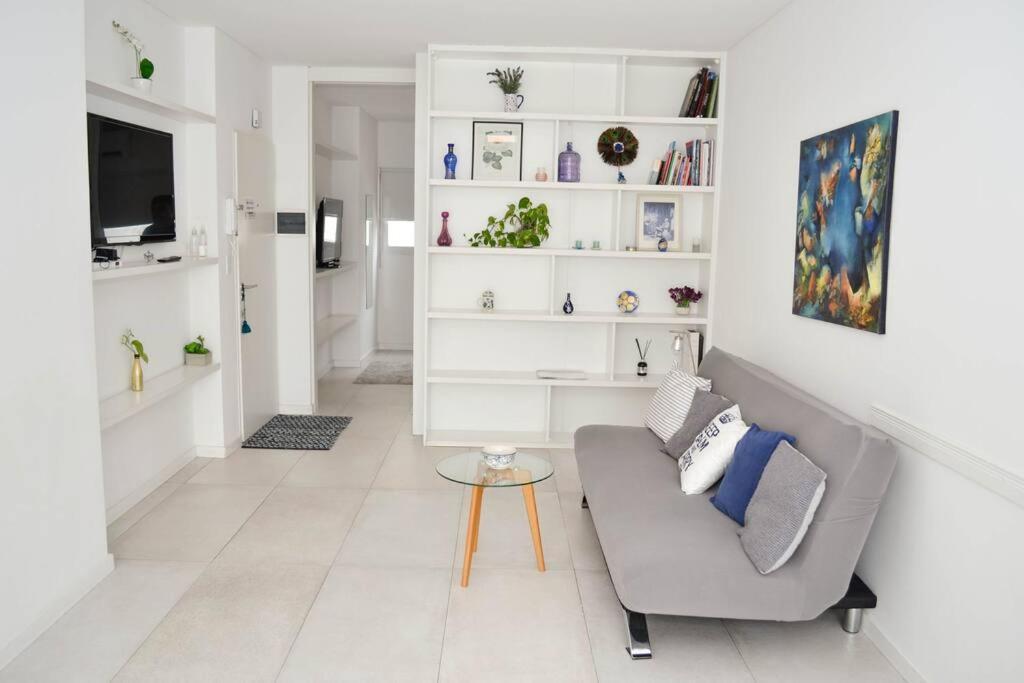 Apartamento Pacheco De Melo 2936 By Depptoe